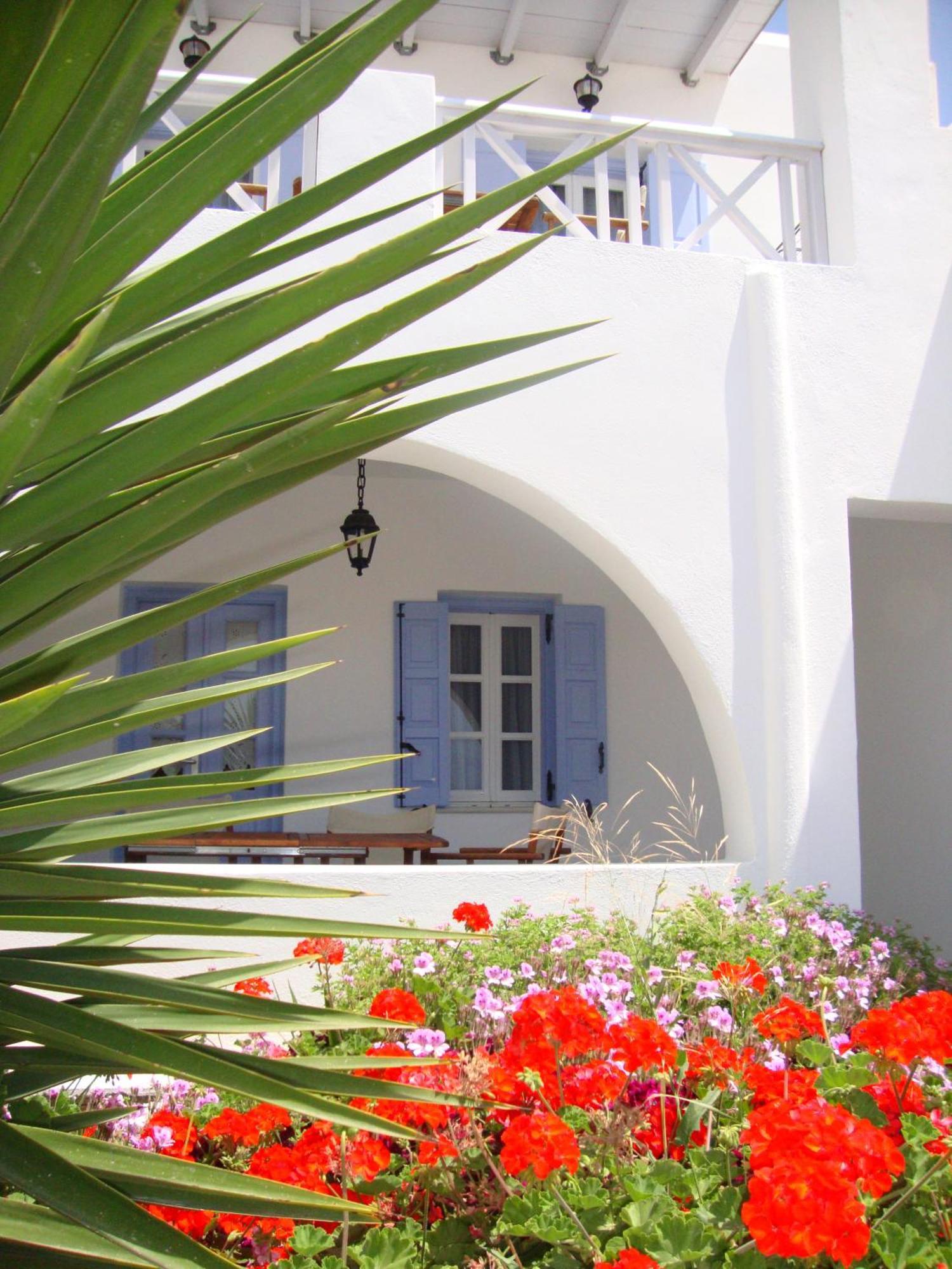 Island House Mare Apartment Милопотас Екстериор снимка